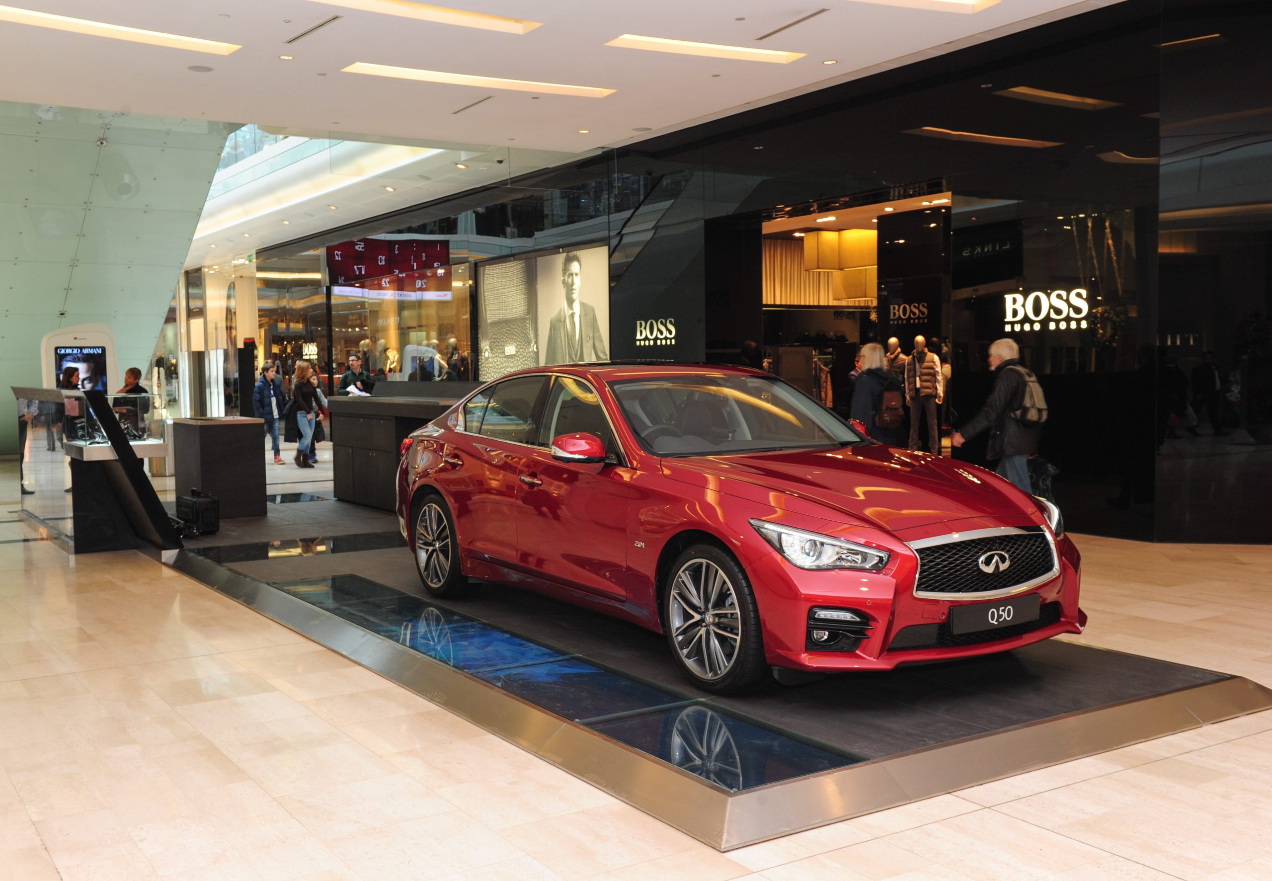 Infiniti stores open in Westfield shopping centres, London Car Dealer