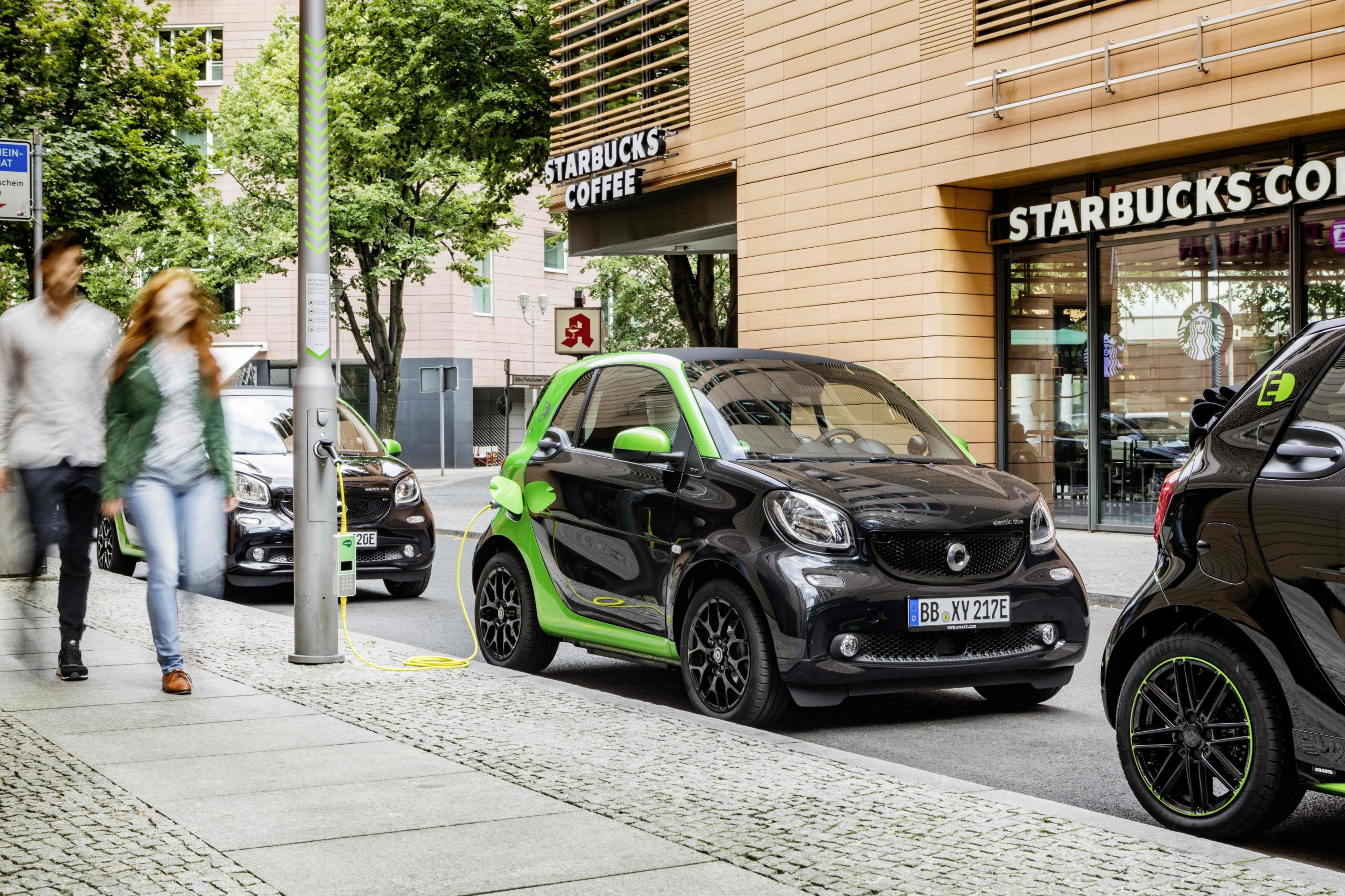 Geely takes 50 per cent stake in Smart car brand – Car Dealer Magazine