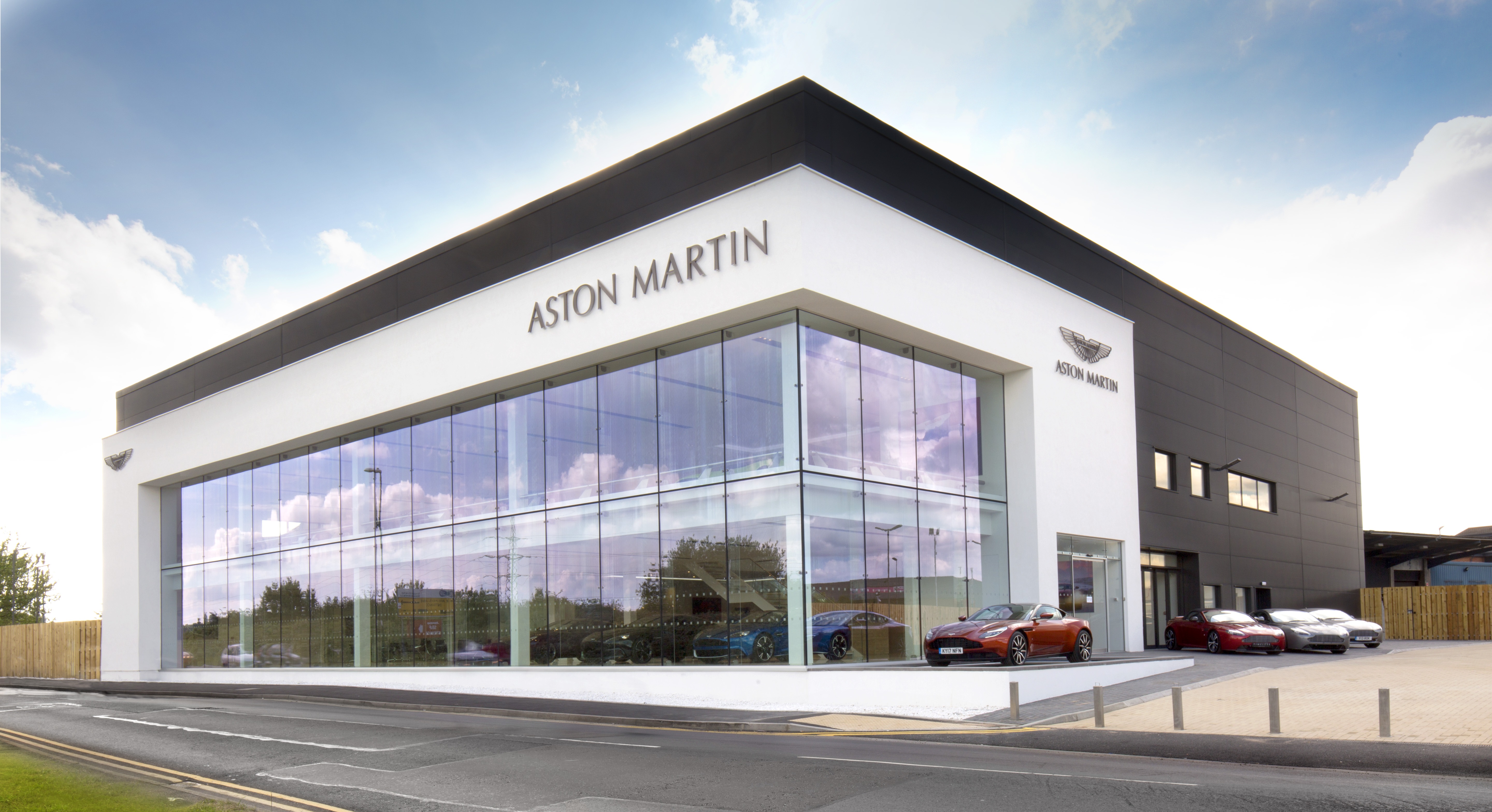 Aston Martin opens dealership in Nottingham in a first for Sytner Group ...