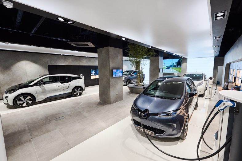 First multi-brand electric car showroom to open this weekend – Car