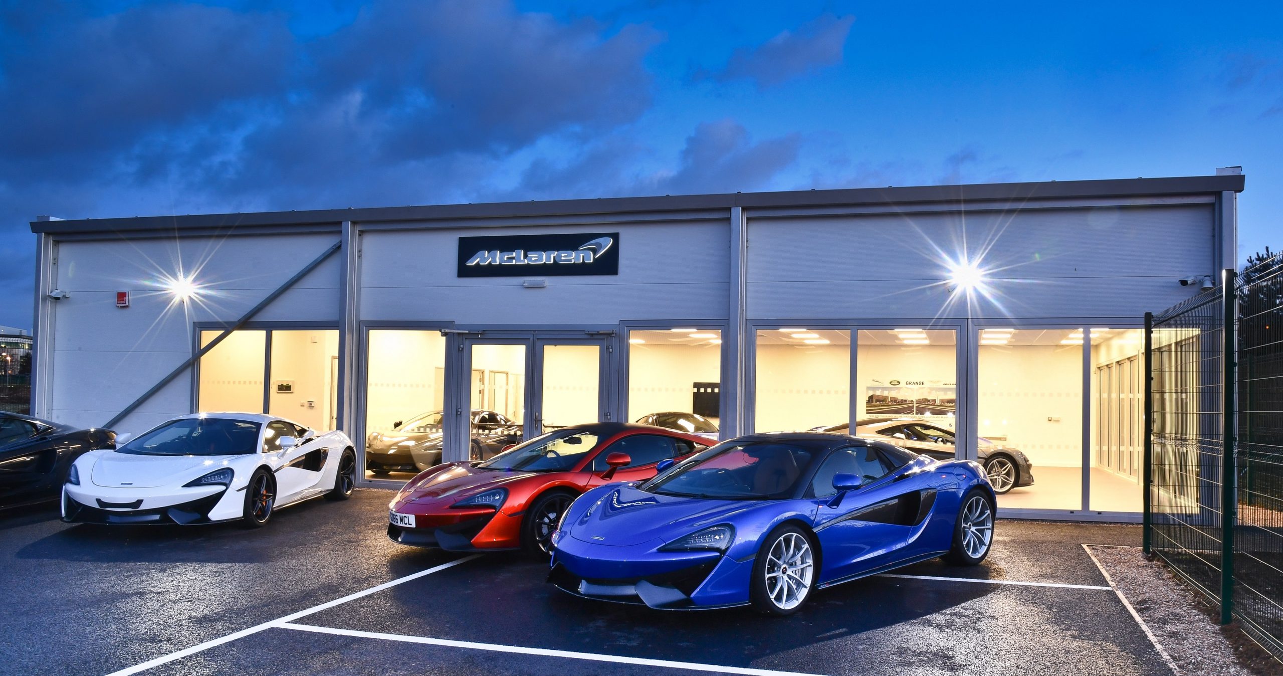 The supercar showroom that was built in just five days! Car Dealer