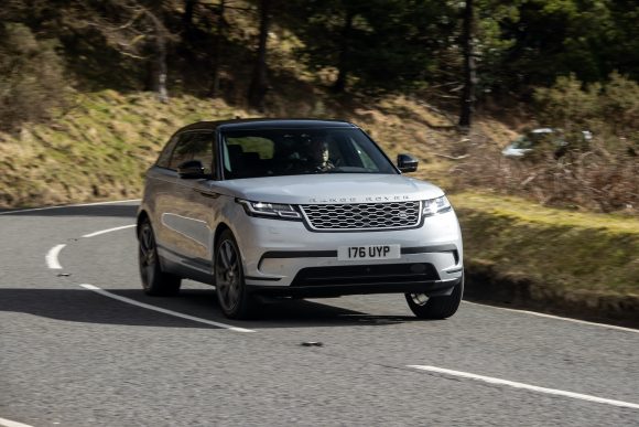 Range Rover Velar P400e
