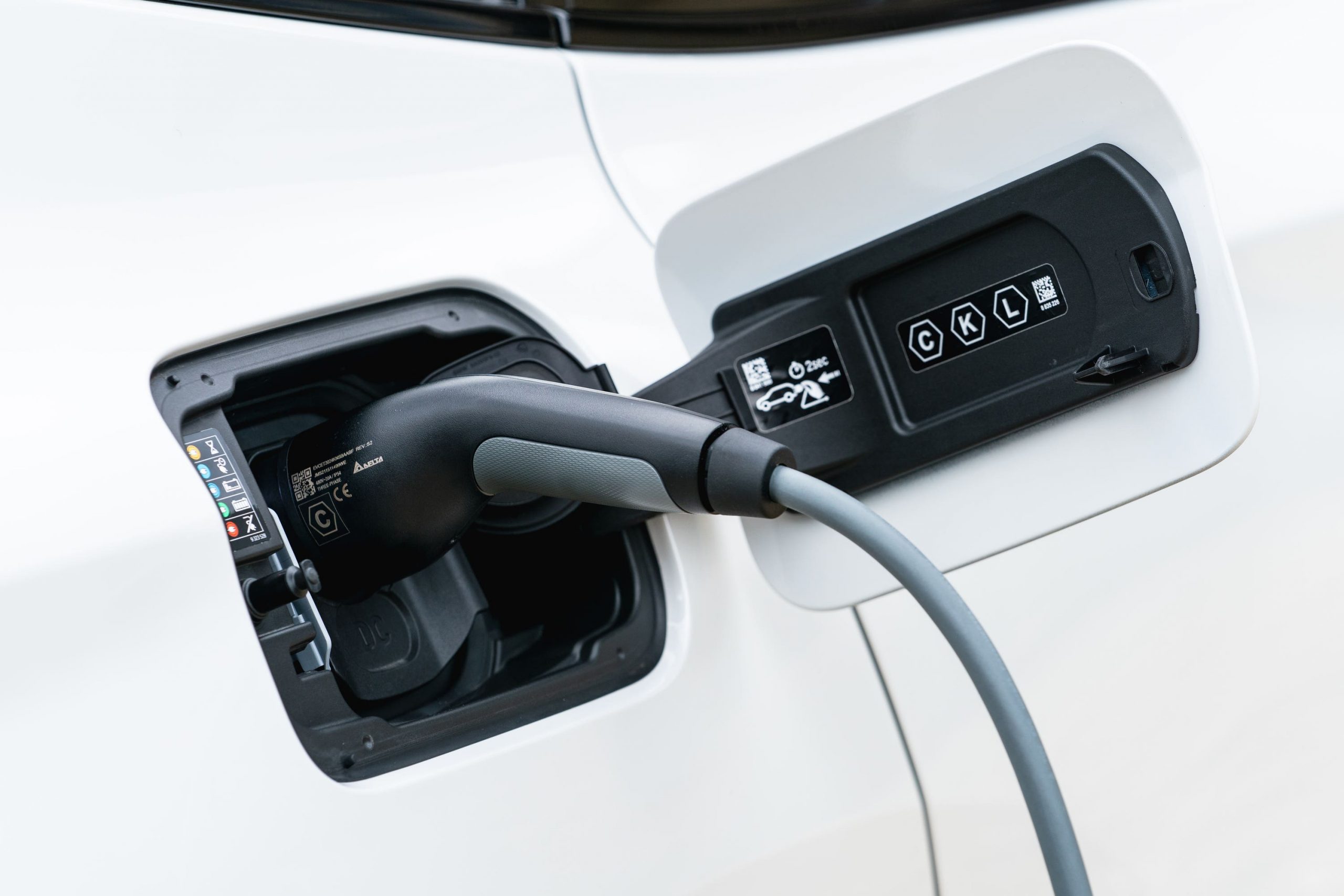 iX3 charging