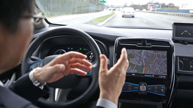 self-driving-car-users-shouldn-t-be-liable-if-anything-goes-wrong-say