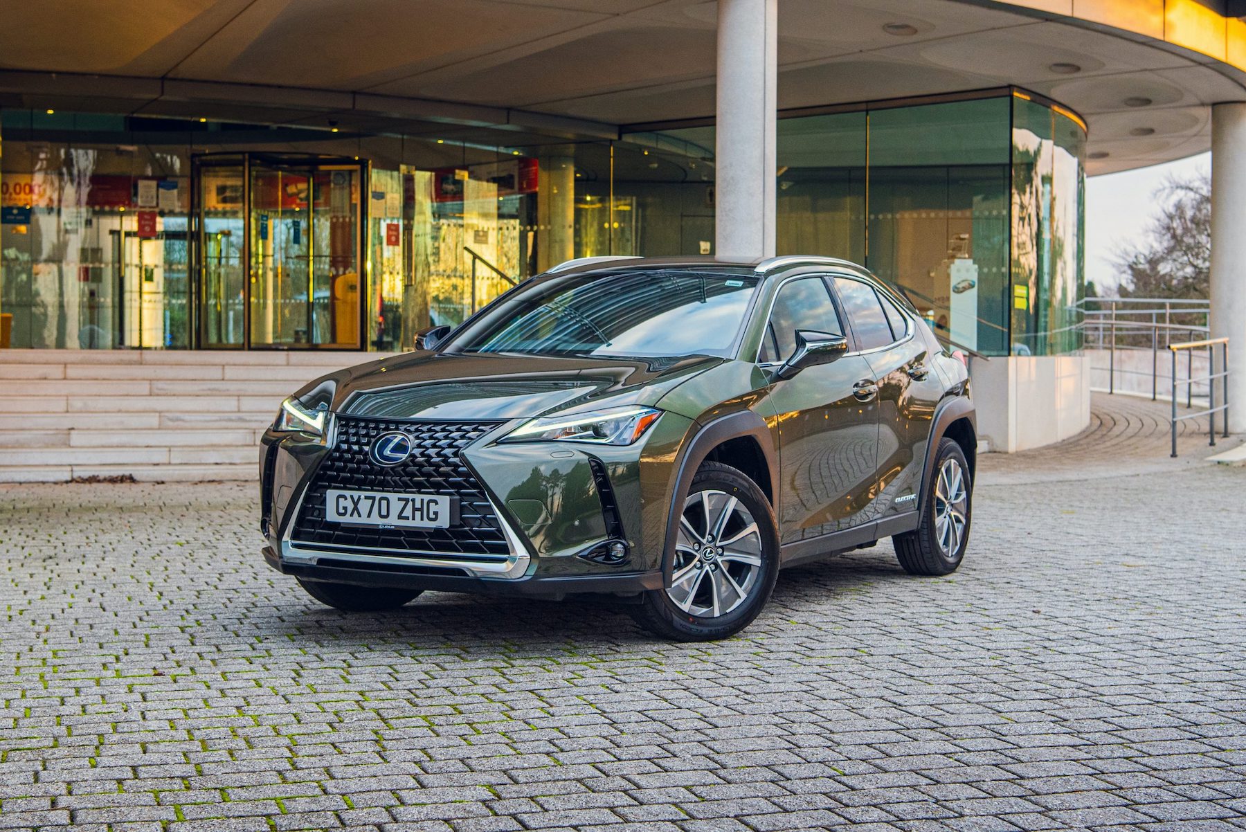 Lexus UX300e