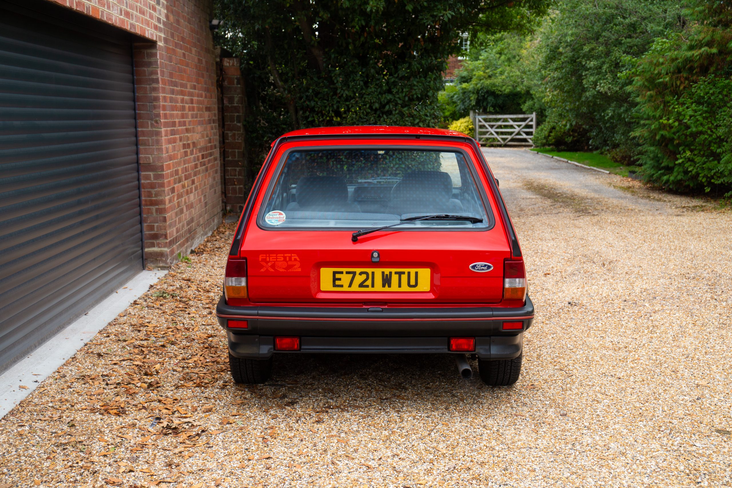 XR2 back
