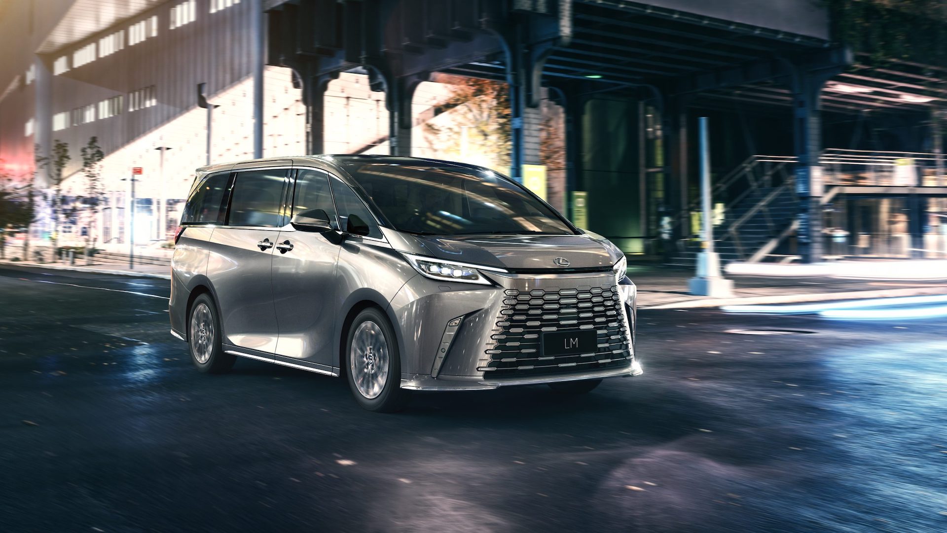 Lexus LM, via PA