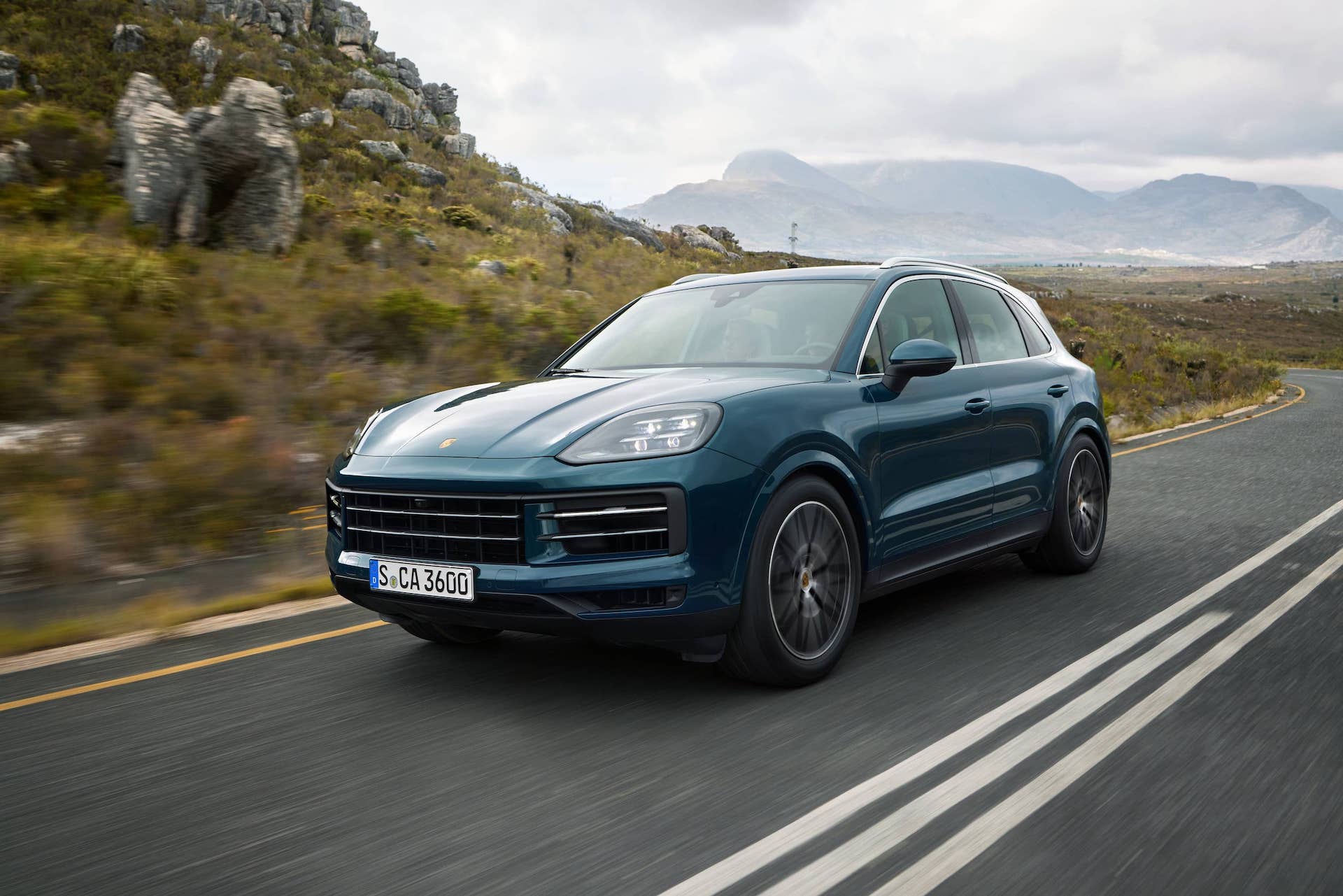 Porsche Cayenne, via PA