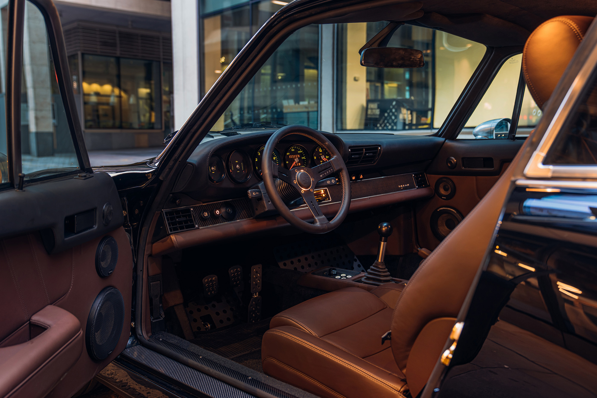 Theon Design Porsche 911 interior