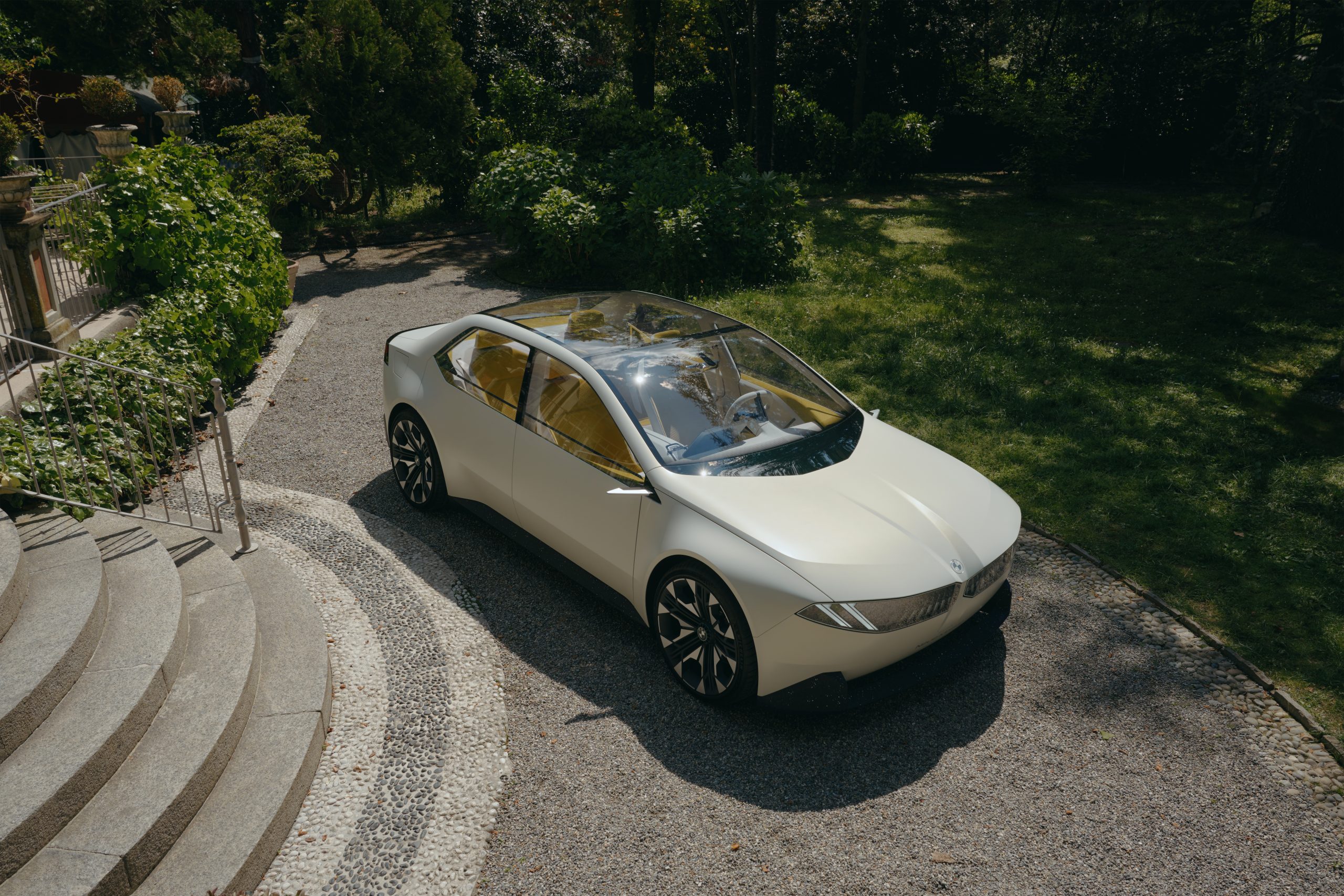 BMW Neue Klasse overhead